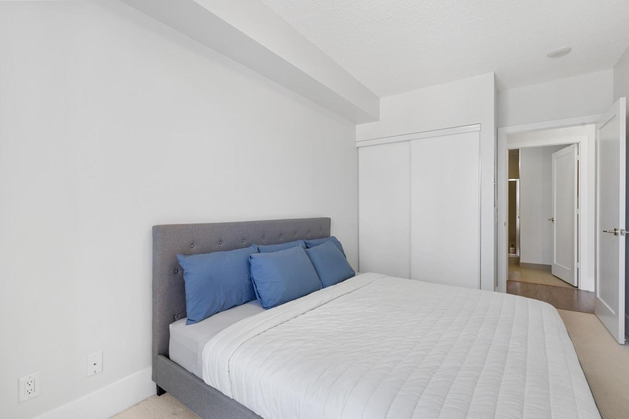 2Bedroom Cn Tower And Water Views - Free Parking - Rooftop Pool Toronto Exteriér fotografie