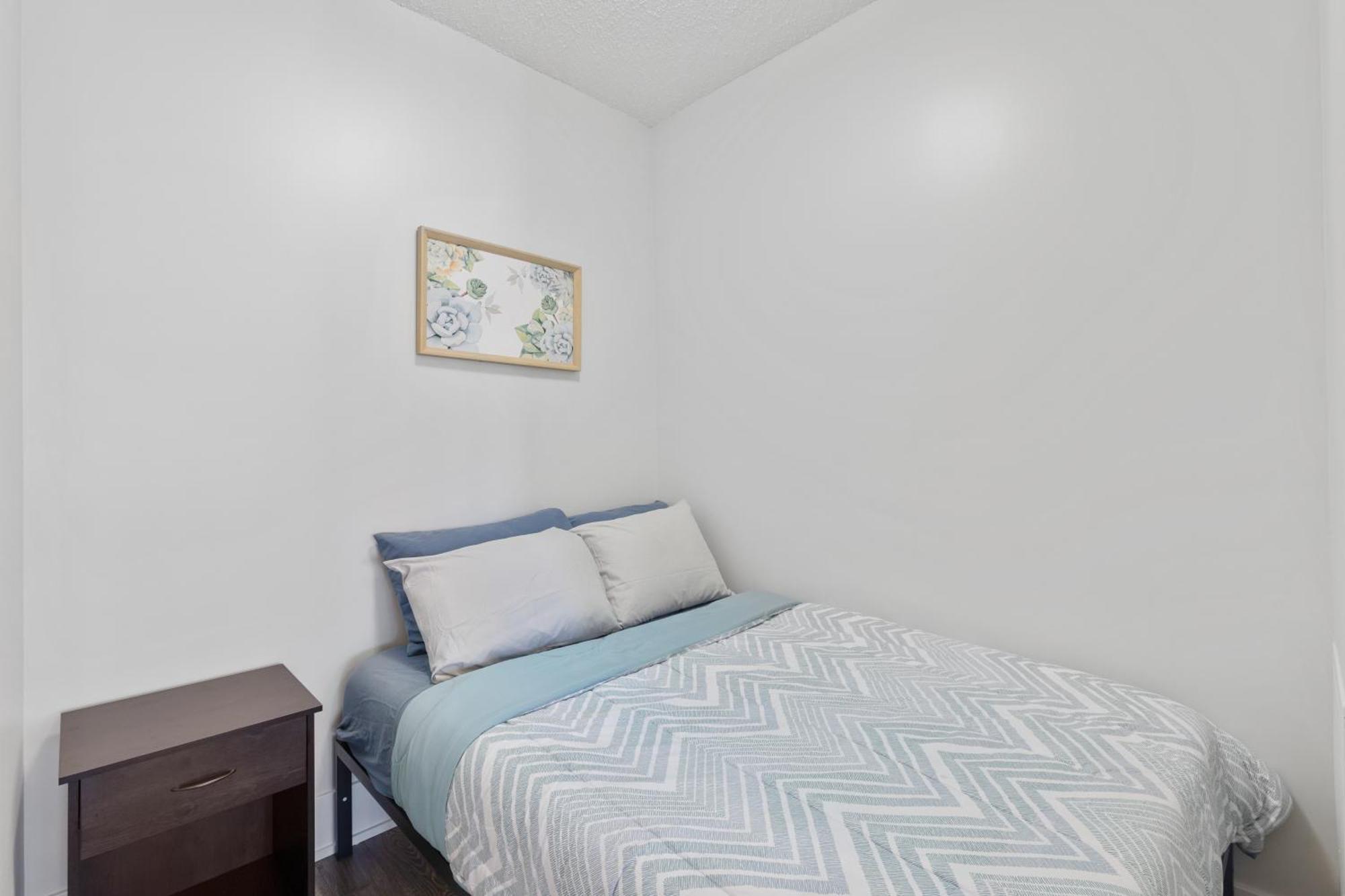 2Bedroom Cn Tower And Water Views - Free Parking - Rooftop Pool Toronto Exteriér fotografie