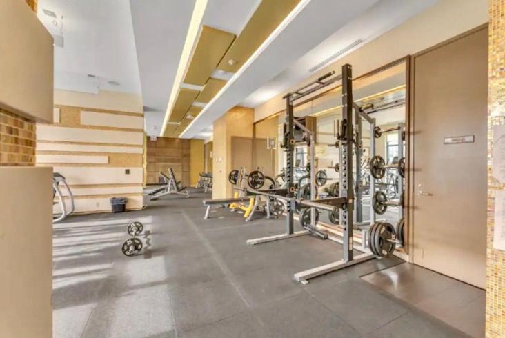2Bedroom Cn Tower And Water Views - Free Parking - Rooftop Pool Toronto Exteriér fotografie